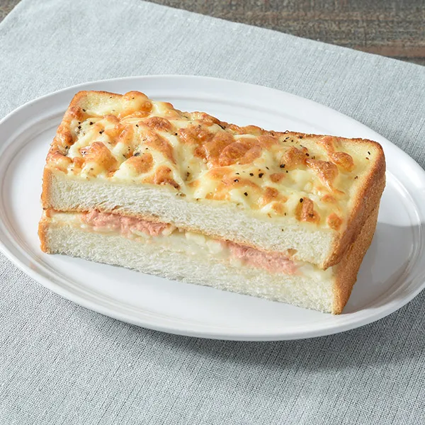 【四国】ホットサンド　トーストサンド（鮭マヨネーズ）