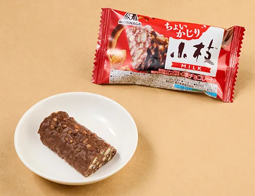 森永製菓　ちょいかじり小枝　ミルク