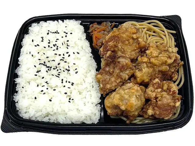 若鶏の醤油唐揚げ弁当　（二段熟成醤油使用）