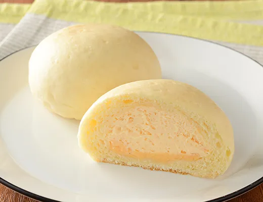 クリームたっぷり！　ふわもち冷やしクリームパン　ダブルカスタード