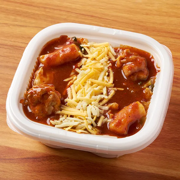 旨辛チーズタッカルビ丼（トッポギ入り）