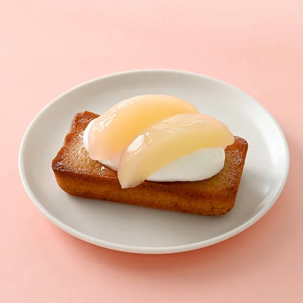 桃のデザートフィナンシェ