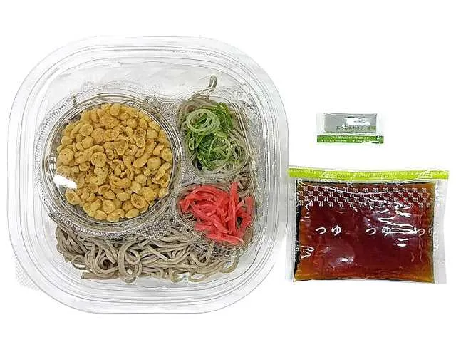 麺大盛　冷しぶっかけたぬきそば