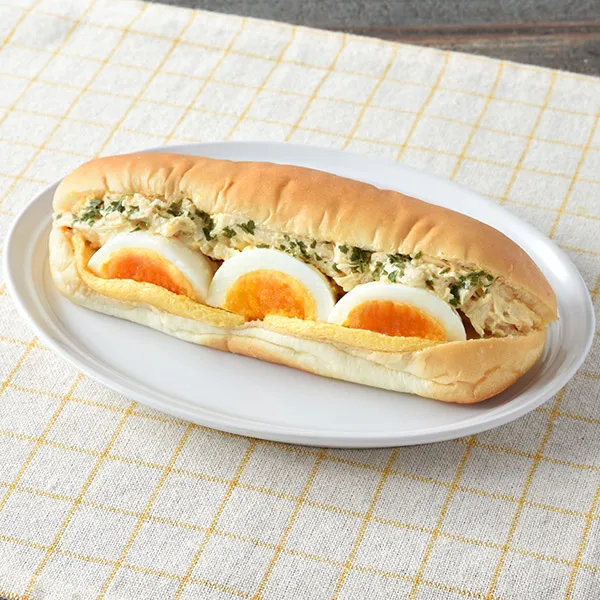 たんぱく質が摂れる！タルタルチキンたまごコッペ