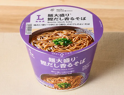 麺大盛り　鰹だし香るそば