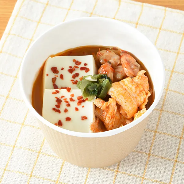 【関東の一部・関西】豚肉とあさりとキムチの旨辛スンドゥブスープ