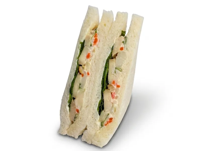 チキン＆ポテトサラダサンド