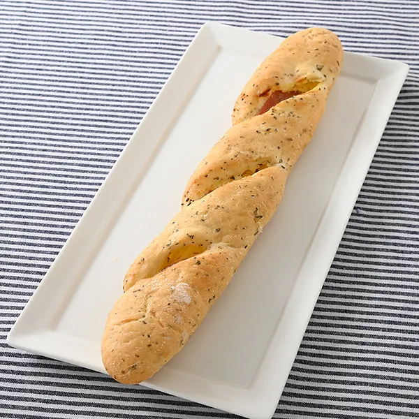 ロングスティックバジルパン（ハム&チーズ）