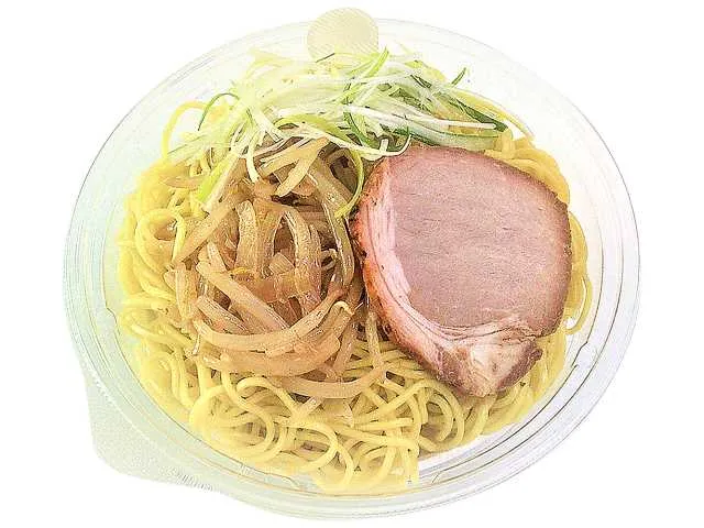香ばしスープの冷たい札幌醤油ラーメン