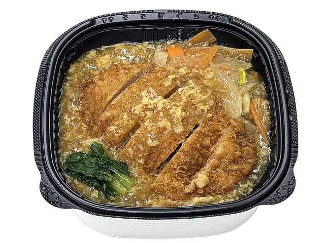 沖縄限定　中華カツ丼