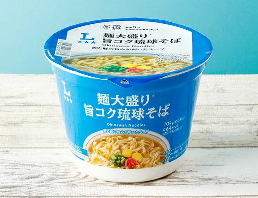 麺大盛り　旨コク琉球そば