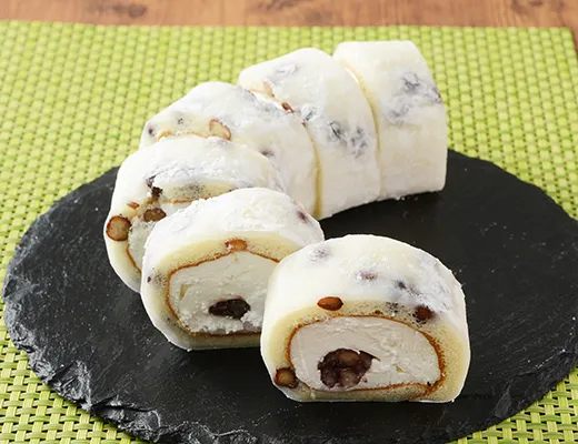 塩豆大福仕立てのもち食感ロール