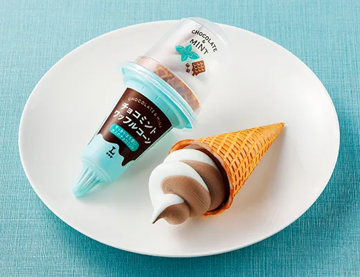 チョコミントワッフルコーン