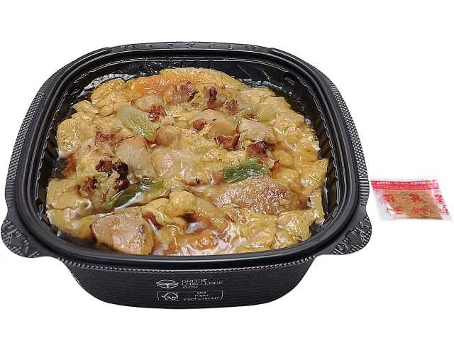 お肉たっぷり　炙り鶏の特製親子丼