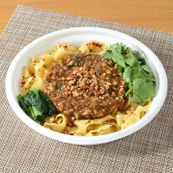 【東京都の一部・神奈川県の一部】バジル香るバミーヘンガパオ　鶏肉&豚肉炒めのタイ風まぜそば