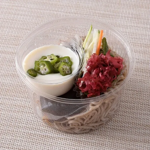 【東京都の一部・神奈川県の一部】冷しそばとろーり豆腐と海藻の練り胡麻ラー油あえ