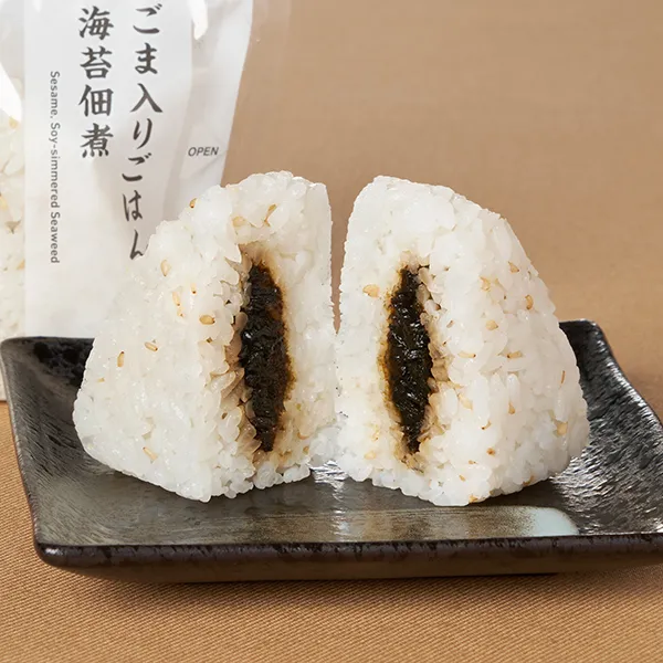 ごま入りごはん　海苔佃煮おむすび