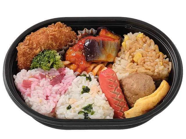 おでかけ　おにぎりランチ
