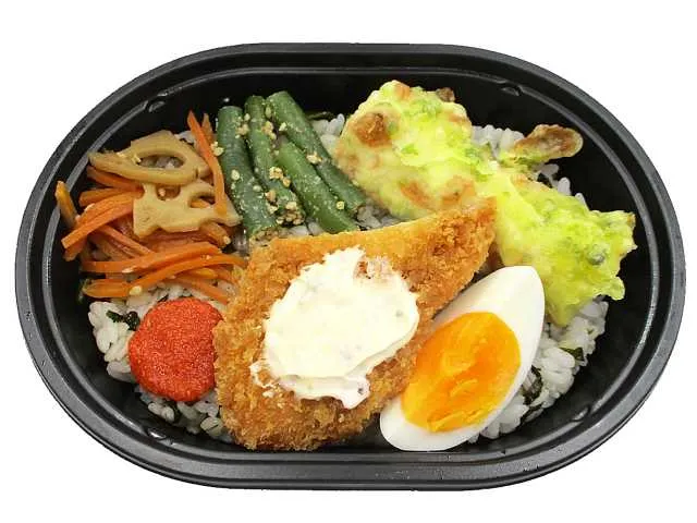 ５種おかずのもち麦わかめ御飯