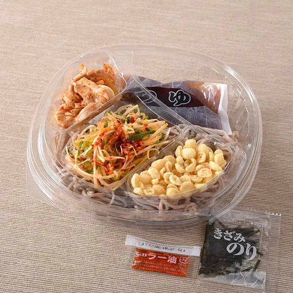 【関東】ピリ辛仕立ての冷しラー油ねぎそば