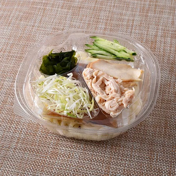 【関東・関西、中国・四国】鶏の旨みと白髪ねぎの香り　冷し鶏ねぎうどん